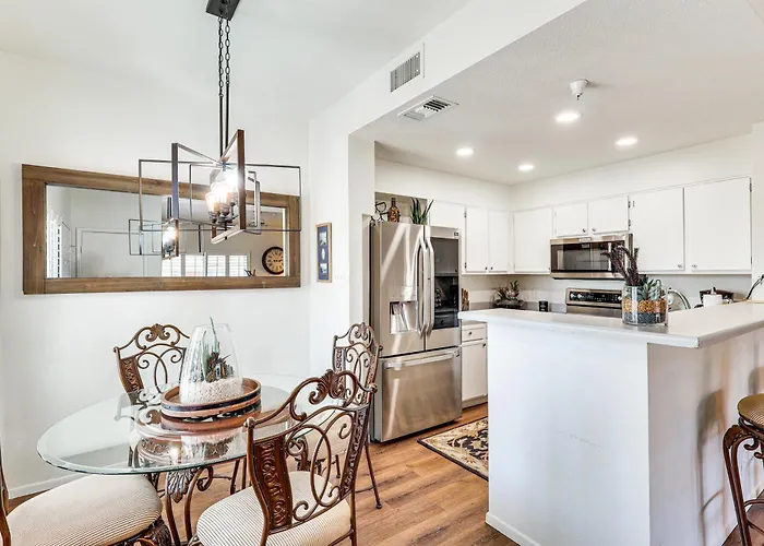 Walk To Rotary Park: Lhc W/ Private Patio