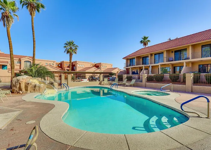 Walk To Rotary Park: Lhc W/ Private Patio Holiday home *
